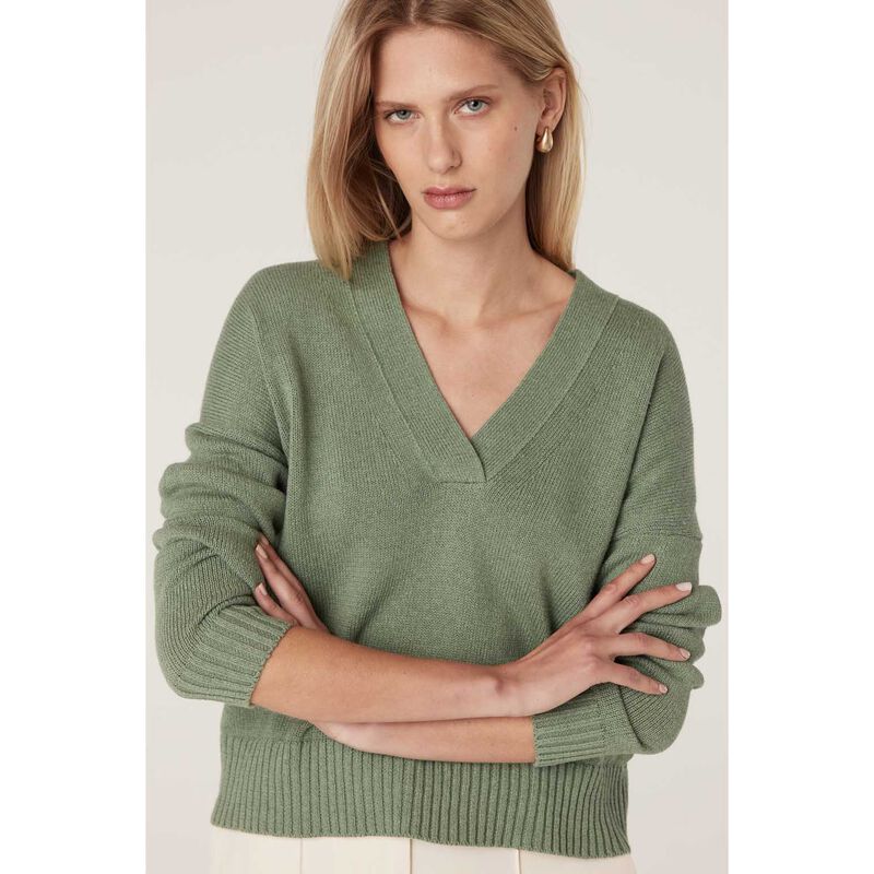 Cable Flax V Jumper image number 2